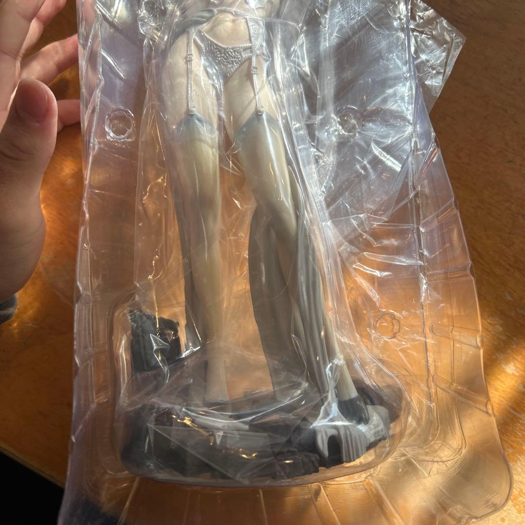 バイオハザード　オルチーナ・ドミトレスク夫人　フィギュア