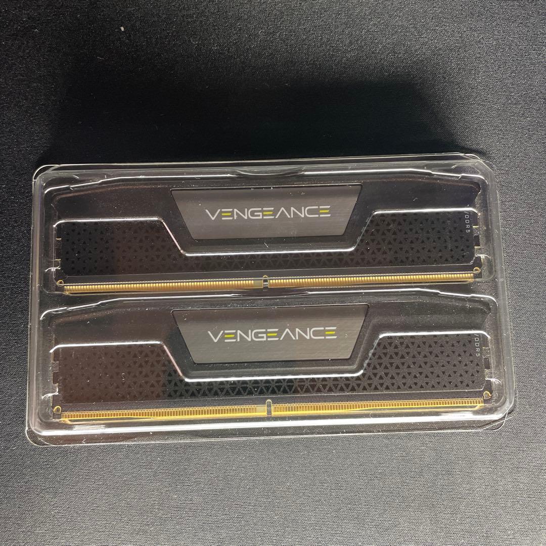 メモリー CORSAIR VENGEANCE DDR5 32GB 6000MHz