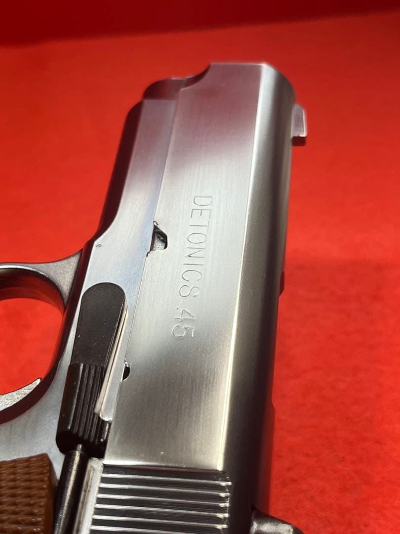 MGC【絶版モデルガン】デトニクス　完動・美品　鑑賞用　ABS製　カート無し