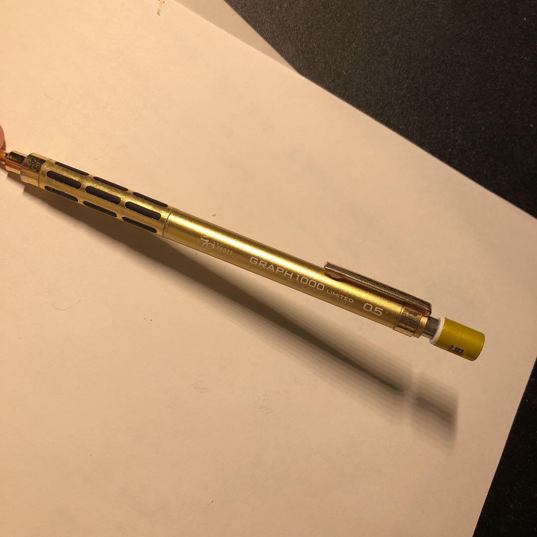 ぺんてる70周年記念 graph1000ゴールドリミテッド