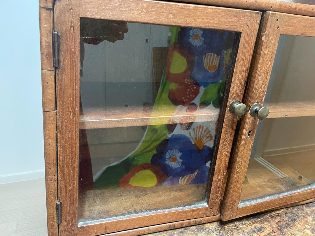 木製 ガラスのキャビネット