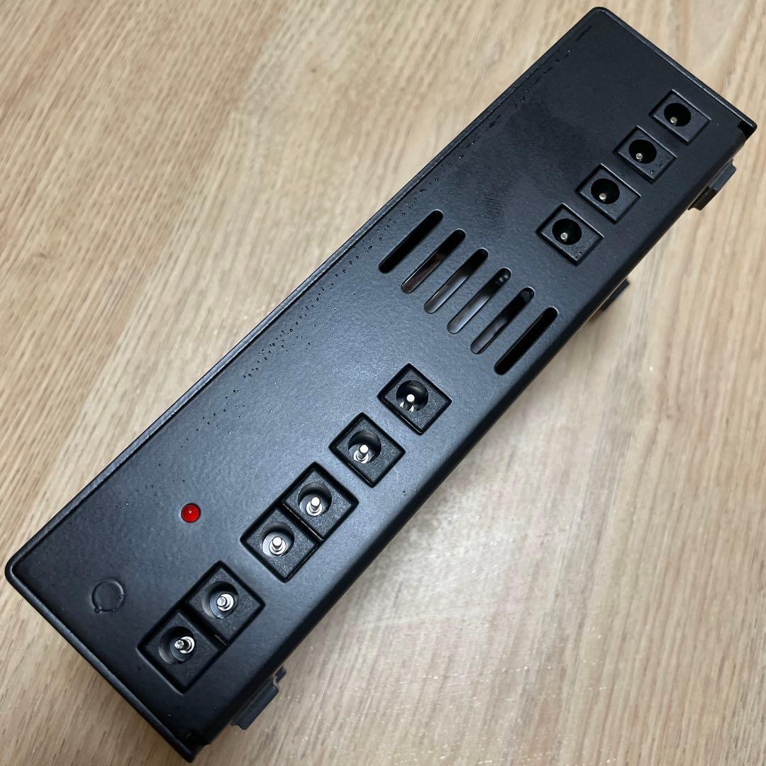 Voodoo Lab PEDAL POWER 4X4 パワーサプライ