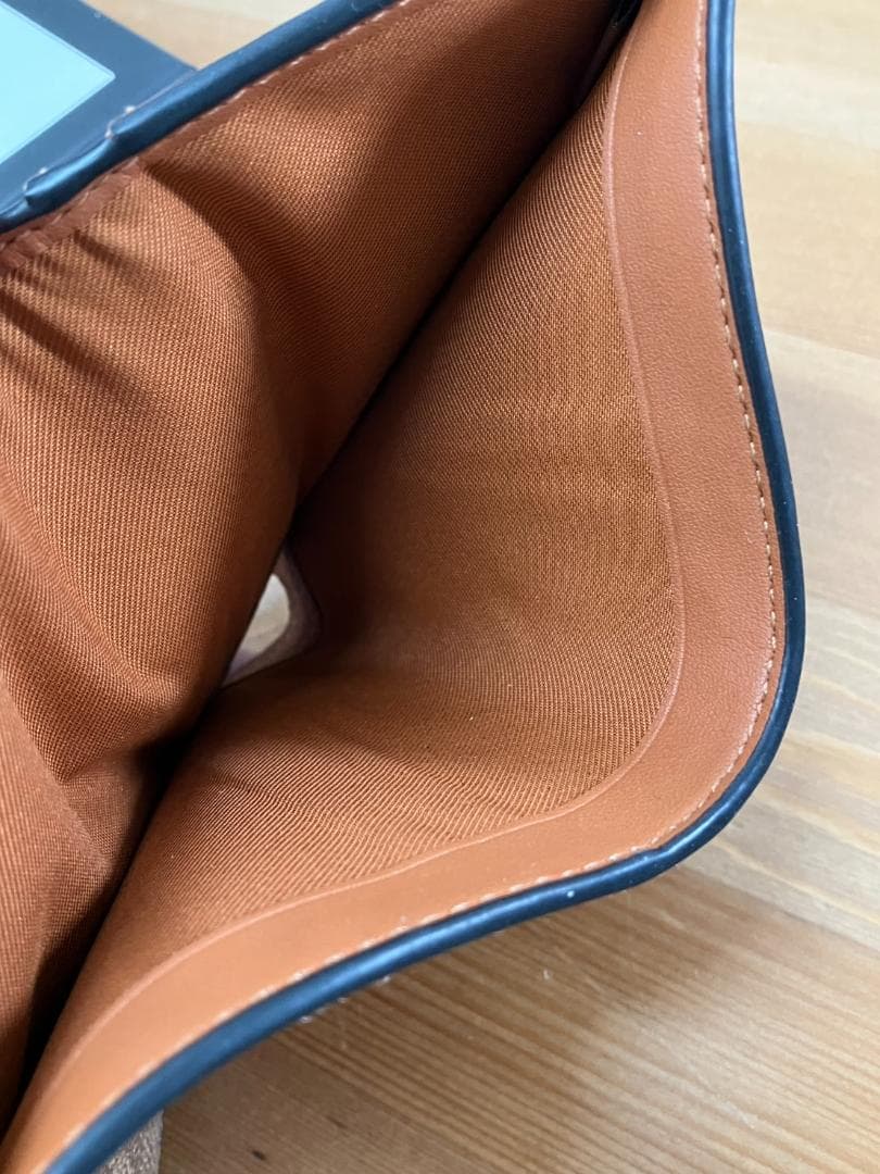 コーチ コズミック レキシー 二つ折り財布 ラウンドジップ 宇宙　CW463