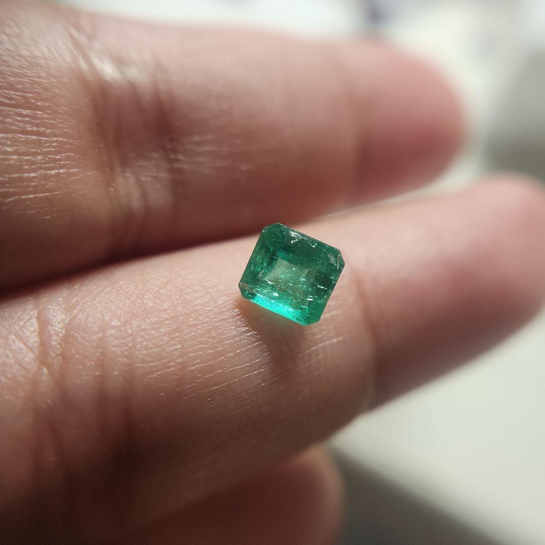 天然エメラルド 0.840ct