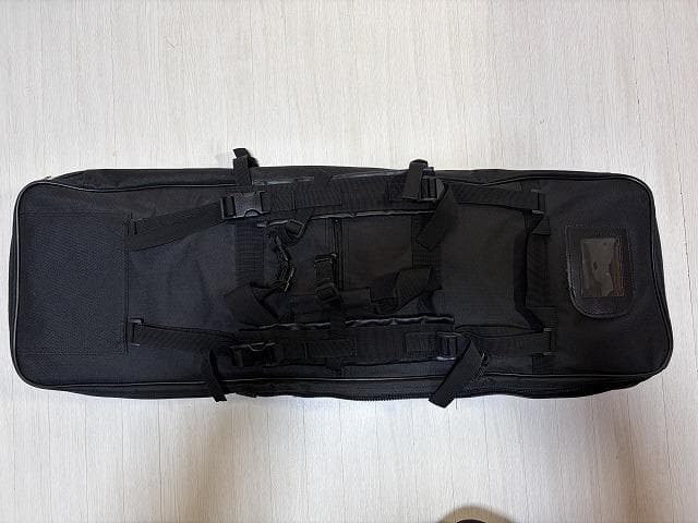 あ*き様 ジャンク扱い・10禁エアガンセット+ホルスター+ライフルケース等