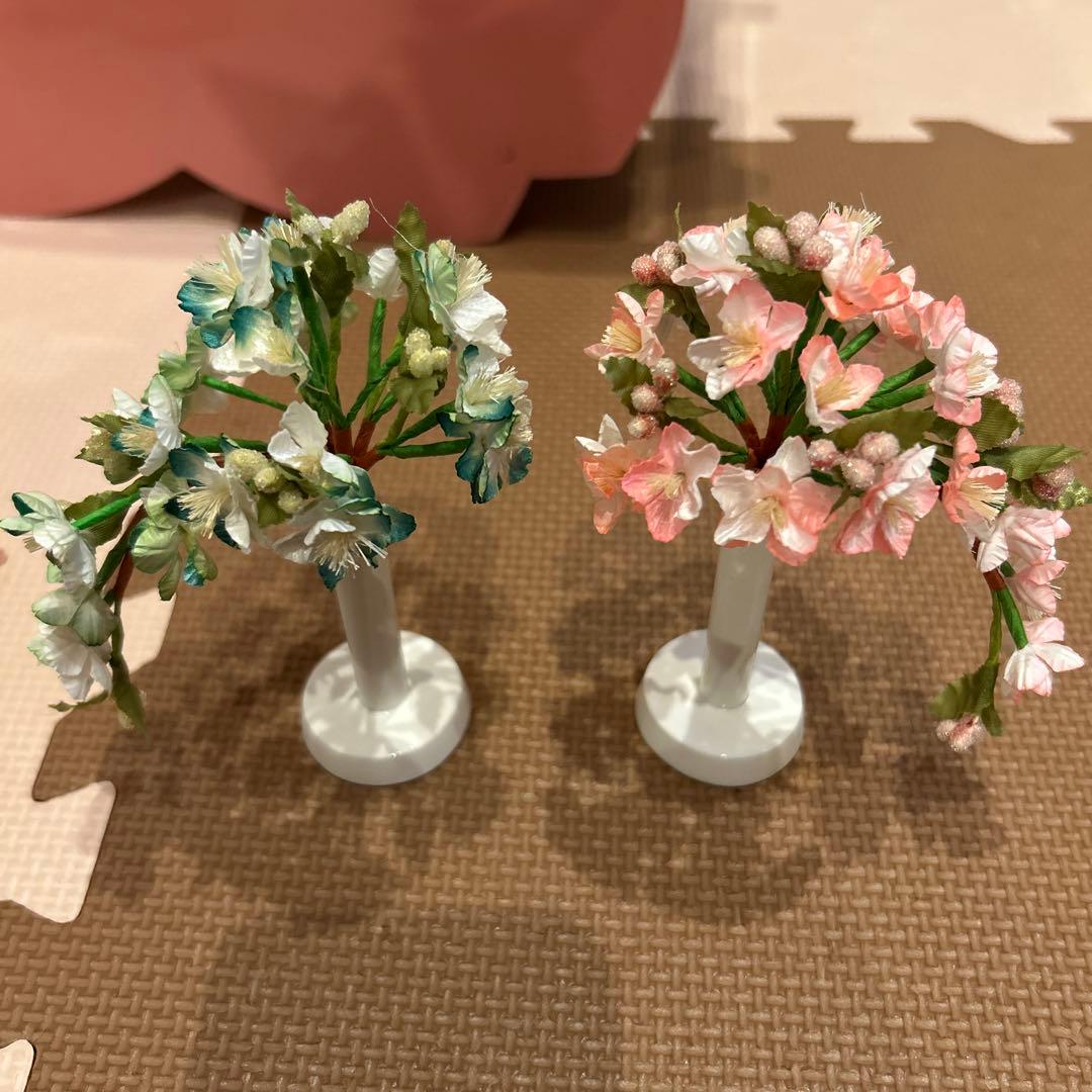 吉徳　ケース入り親王飾り　桜形ガラスケース付き雛人形