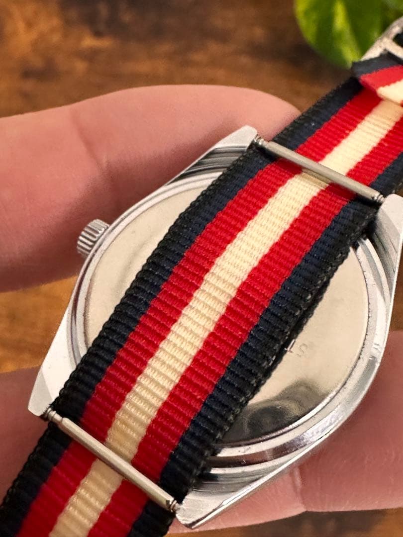 希少　レトロ　鉄腕アトム　腕時計（手巻き）