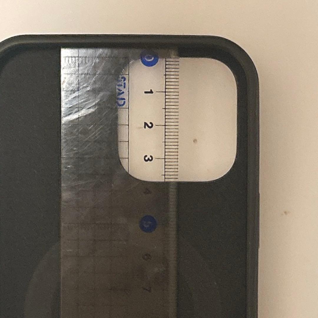 iPhone 13 Pro Max用ケース 耐衝撃 滑り止め 磁気ケース -