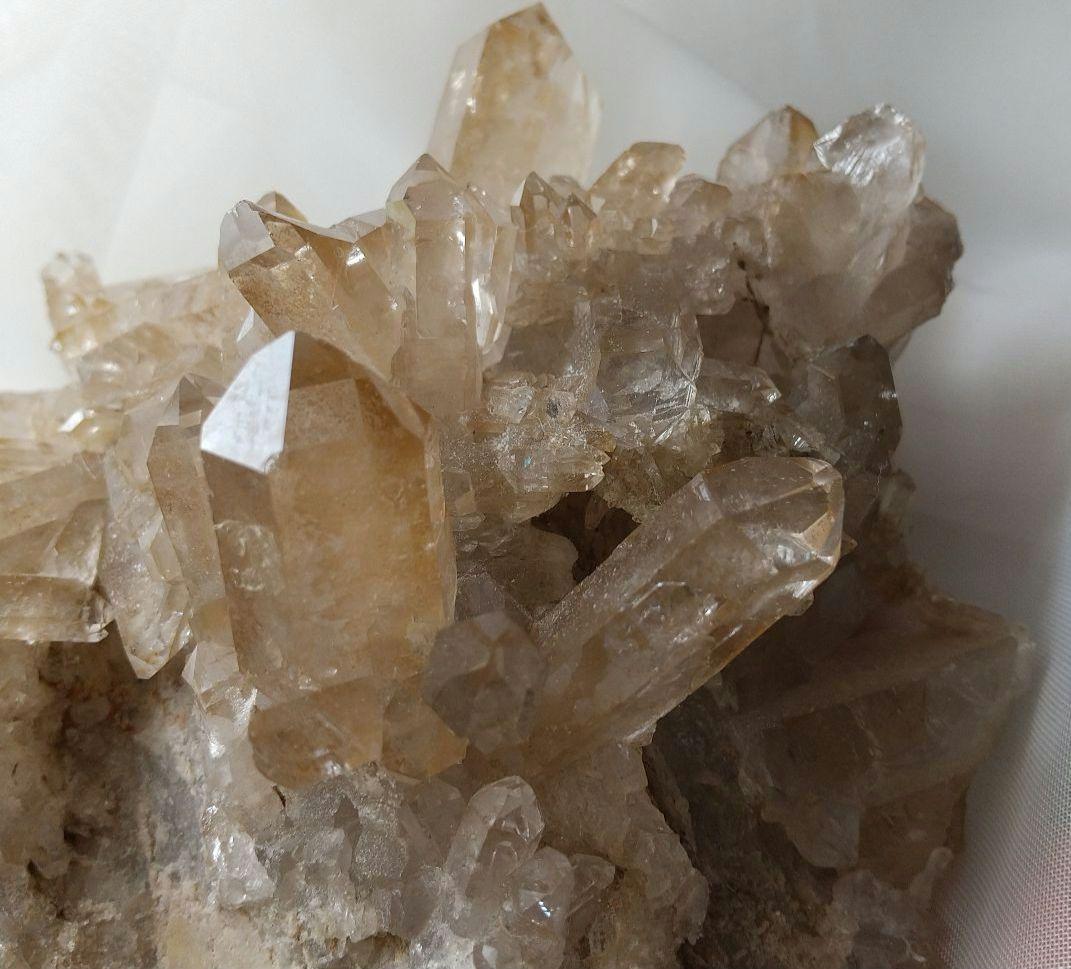 ブラジル産 虹入り スモーキータンジェリンクォーツ クラスター L