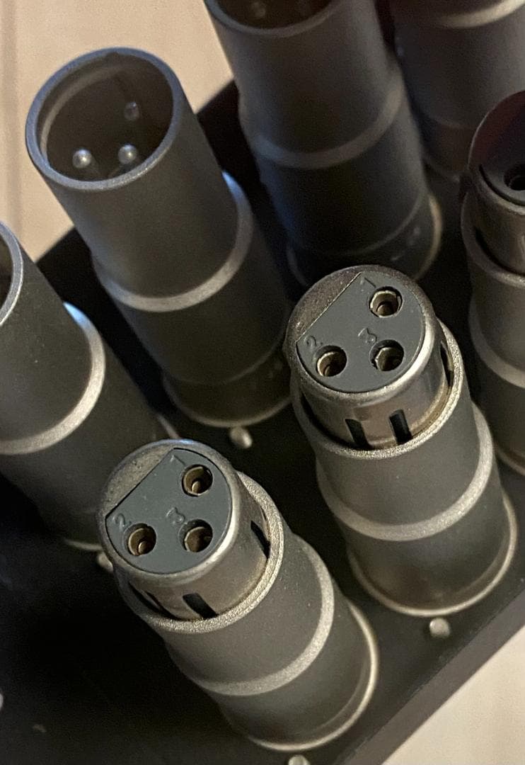 レア商品　ITT CANNON キャノン XLRコネクター 8口