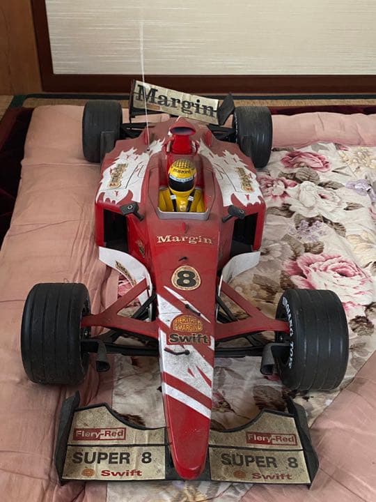 ラジコンレーシングカー