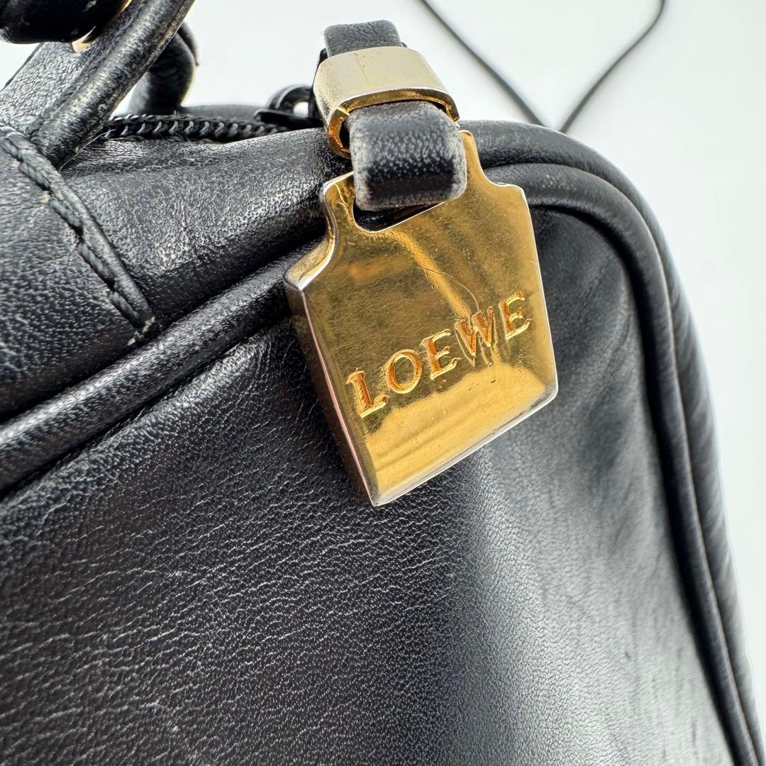 LOEWE ショルダーバッグ　ブラック　レザー　アナグラム　ヴィンテージ