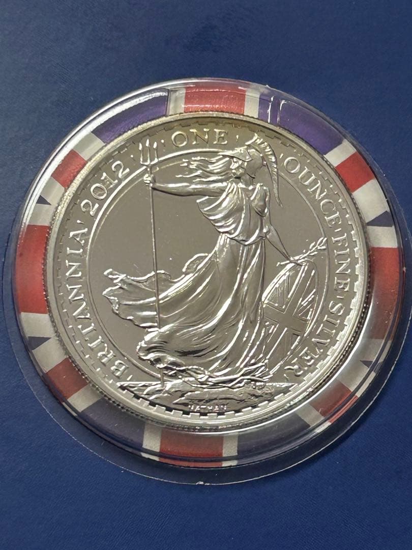 【希少】 2012年 ブリタニア銀貨イギリスロイヤルミント専用スライドケース入り