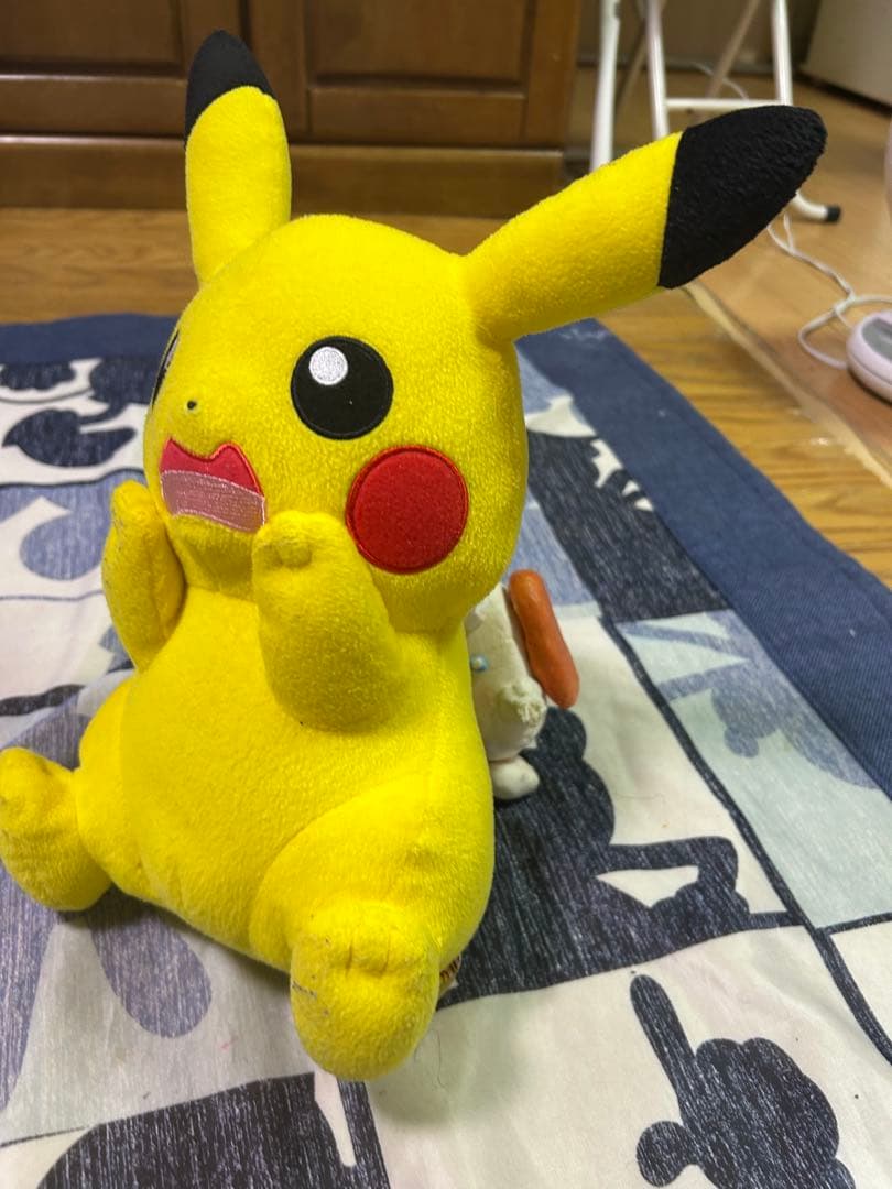 カノックスター様買って欲しいです(T＿Tピカチュウ ぬいぐるみ 中型 驚いた表情
