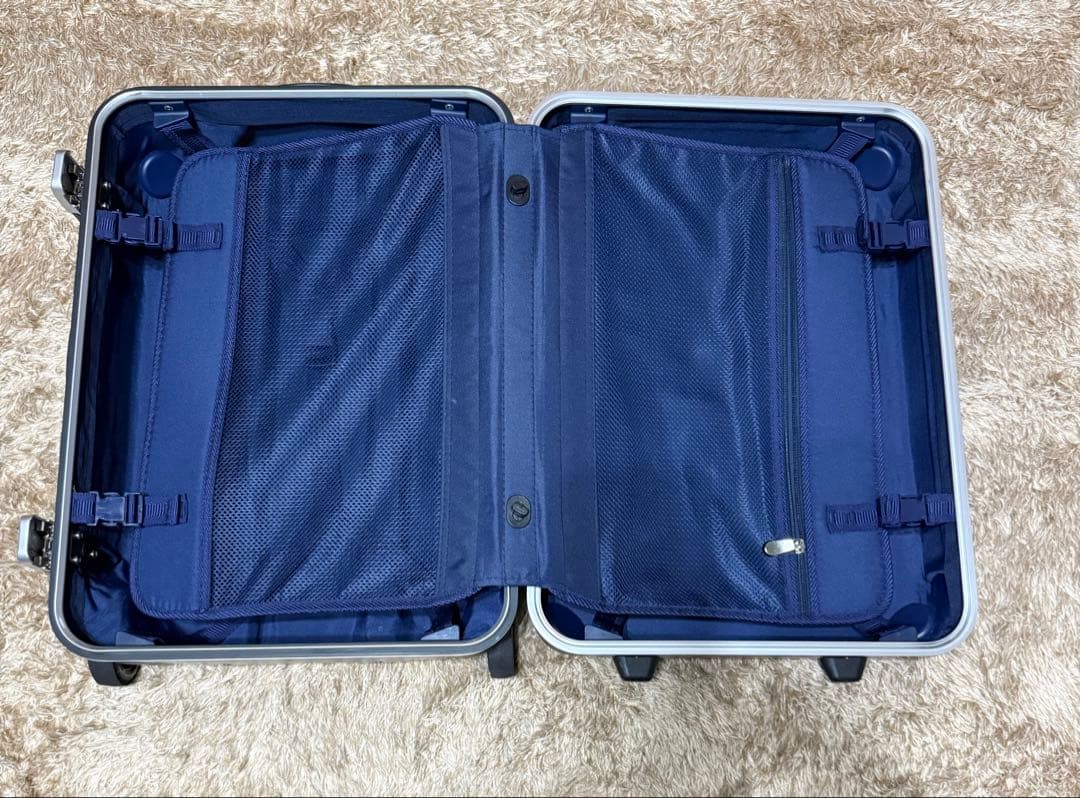 グローブトロッターキャリーケース機内持込みサイズ