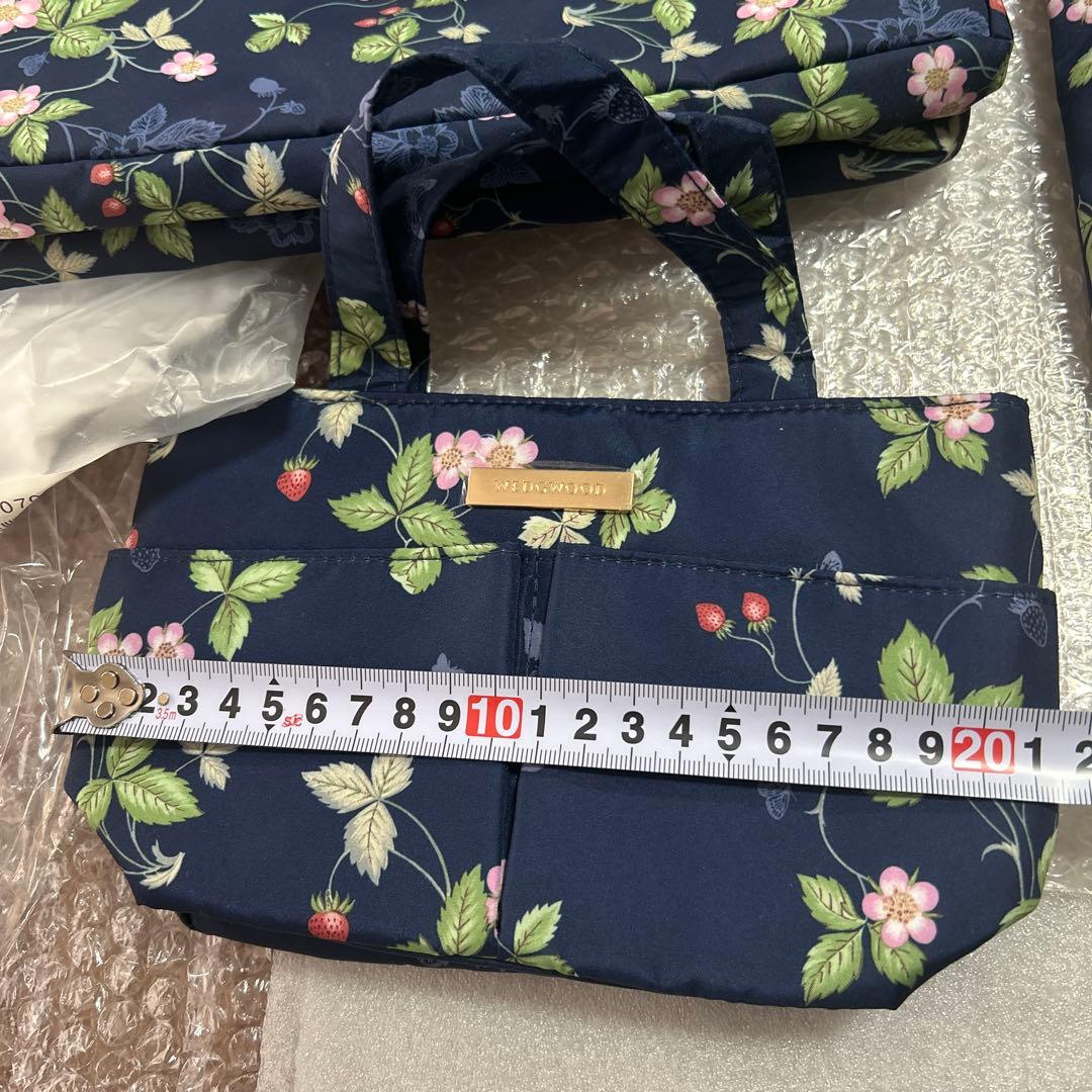  旅行・サブバッグ　新品未使用　４点セット