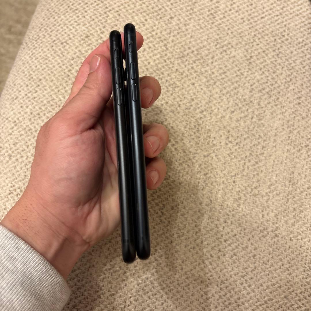 iPhone SE 第2.3 128GB 256GB ミッドナイト SIMフリー