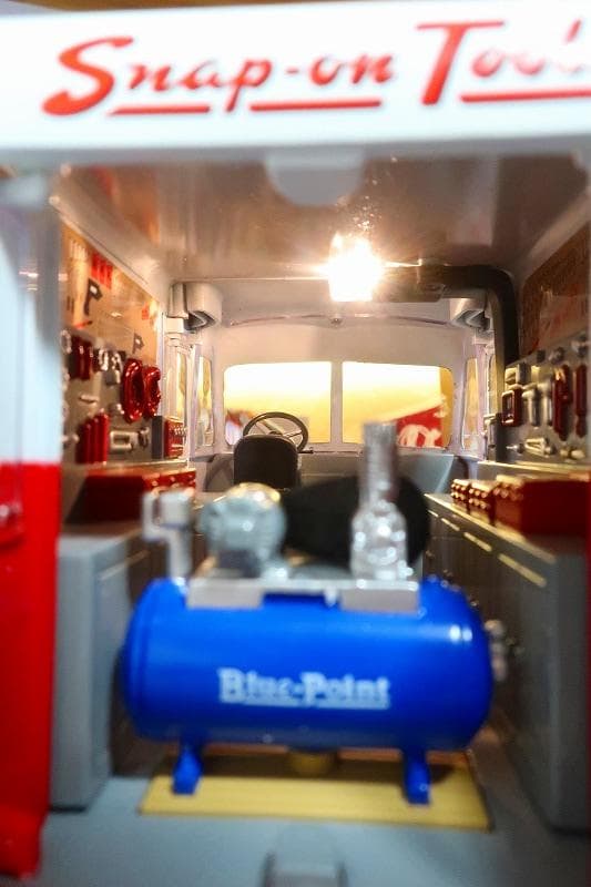 スナップオン Snap on 1/24 ツール満載 1950 ステップバン