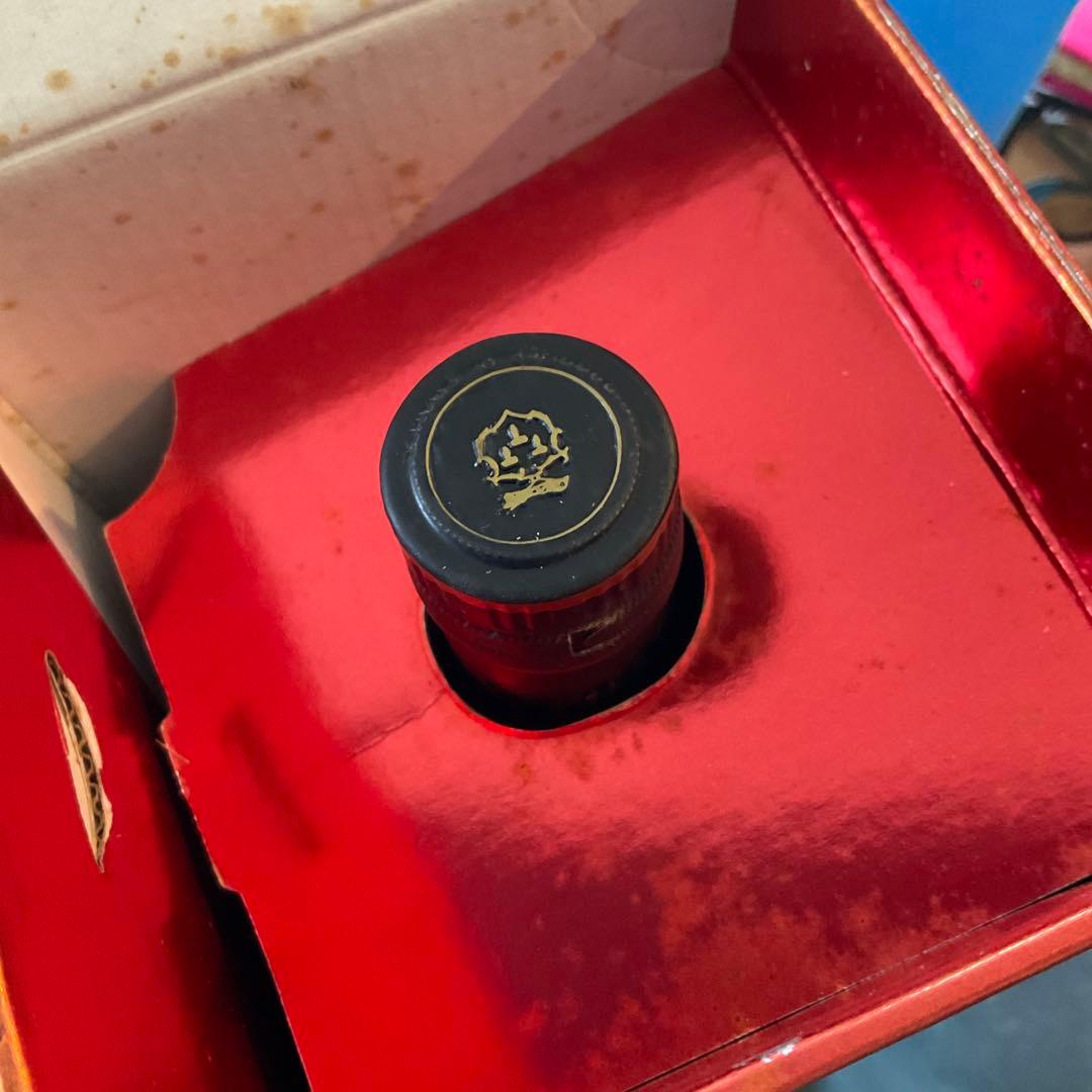 Y*L様 新品 未開栓　マーテル VSOP メダイヨン 旧ラベル 希少 1L　箱