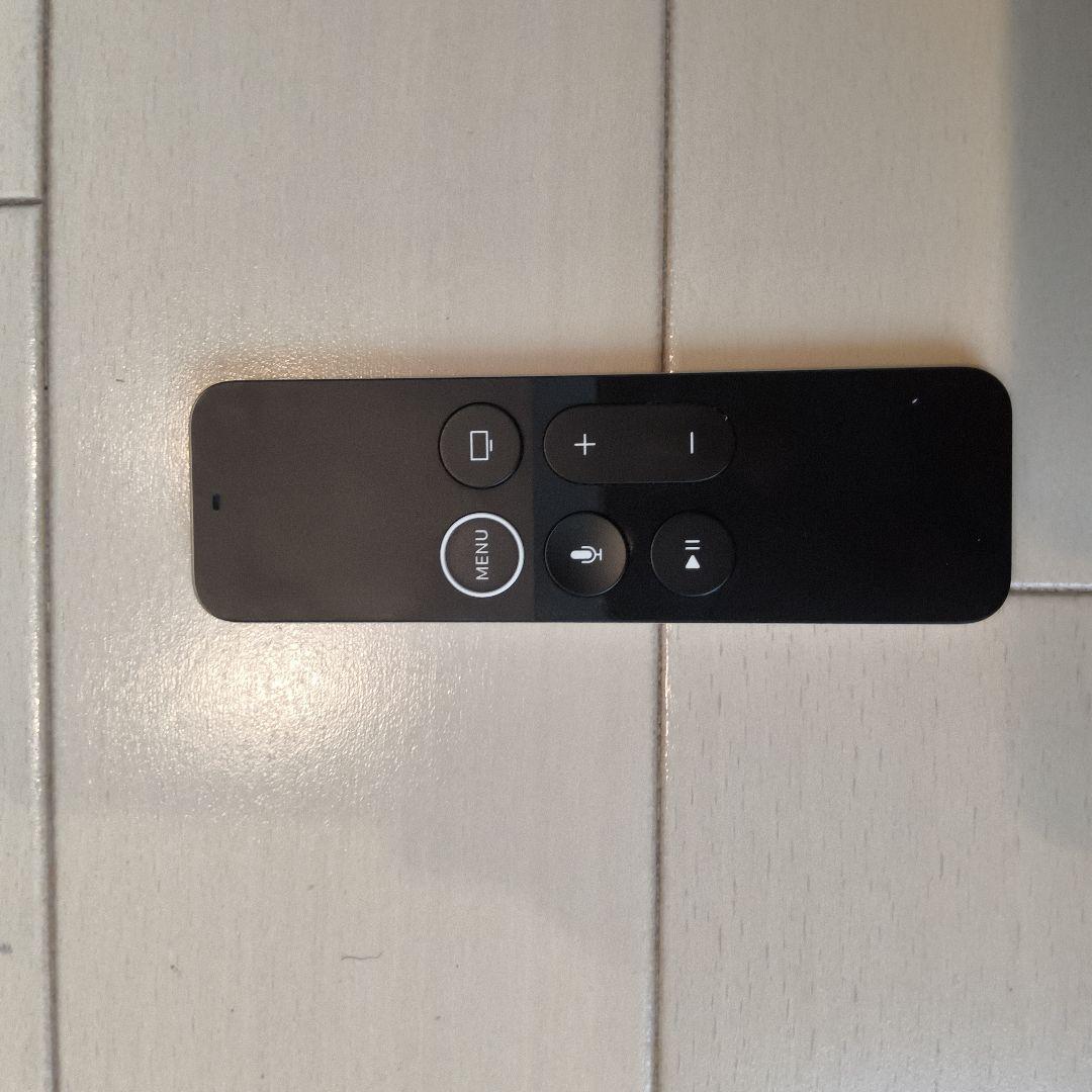 Apple TV 4K(32GB)ブラック 本体と付属品