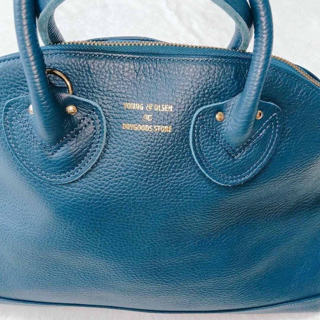 ヤングアンドオルセン　エンボスレザージップボートバッグ　М　ブルー