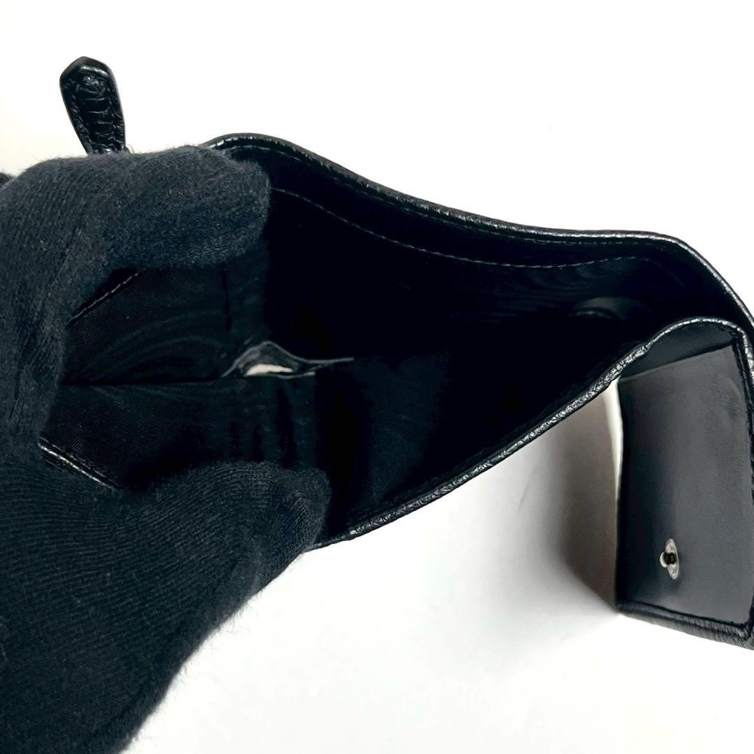 【未使用に近い・付属品完備✨】プラダ 三つ折り財布 ヴィッテロダイノ レザー