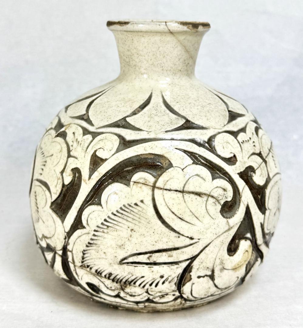 宋時代 磁州窯白釉剔牡丹花紋罐 中国古玩 唐物 歴史有る年代物 WWTT107