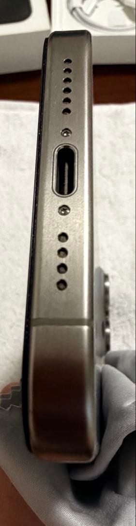 iPhone 15 Pro Max 256GB ナチュラルチタニウム 訳あり