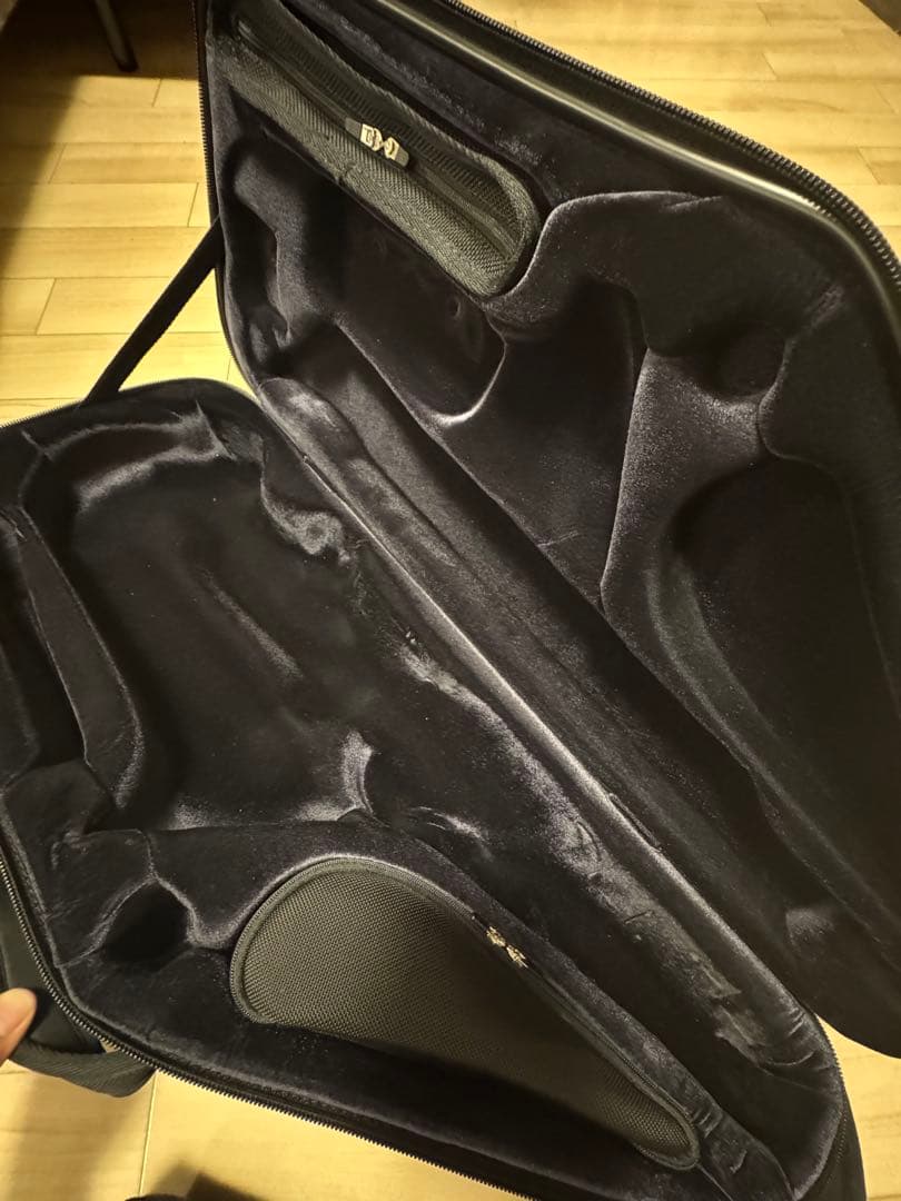 アルトサックスケース　セルマーシグネチャー純正（BAM製）