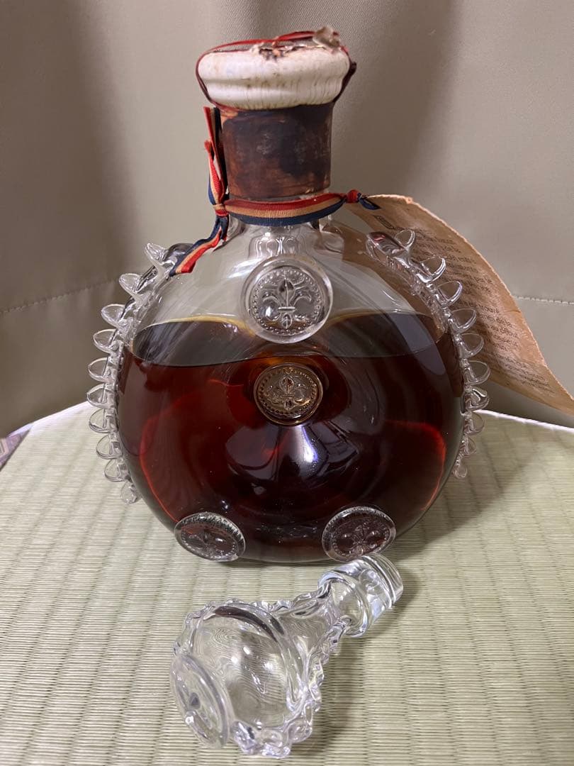 訳あり、ルイ13世レミーマルタン★未開栓★ 替栓付きバカラボトル、ベリーオールド