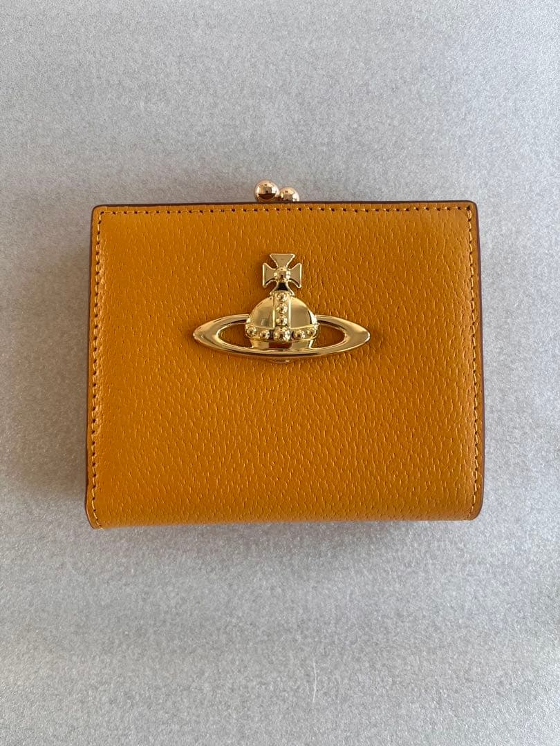 新品未使用品 Vivienne Westwood 二つ折り財布 イエロー