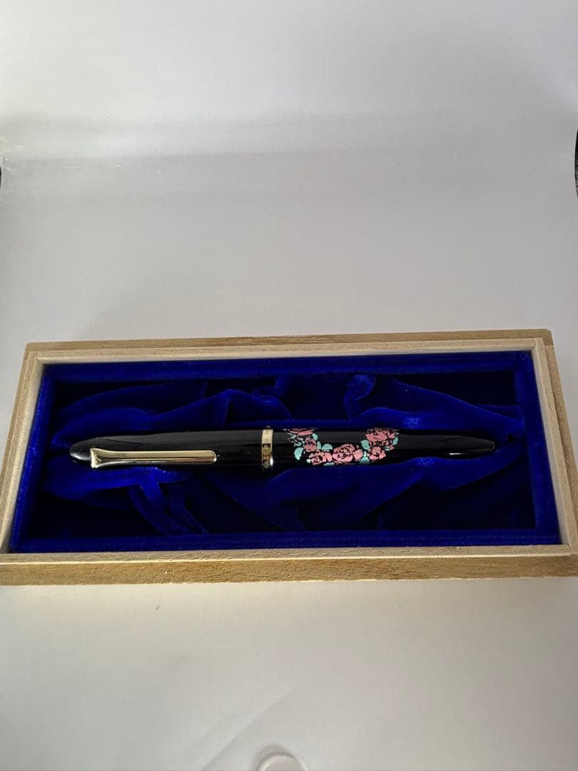 SAILOR 万年筆 薔薇模様　ペン先14Ｋ　 共箱入　高島屋