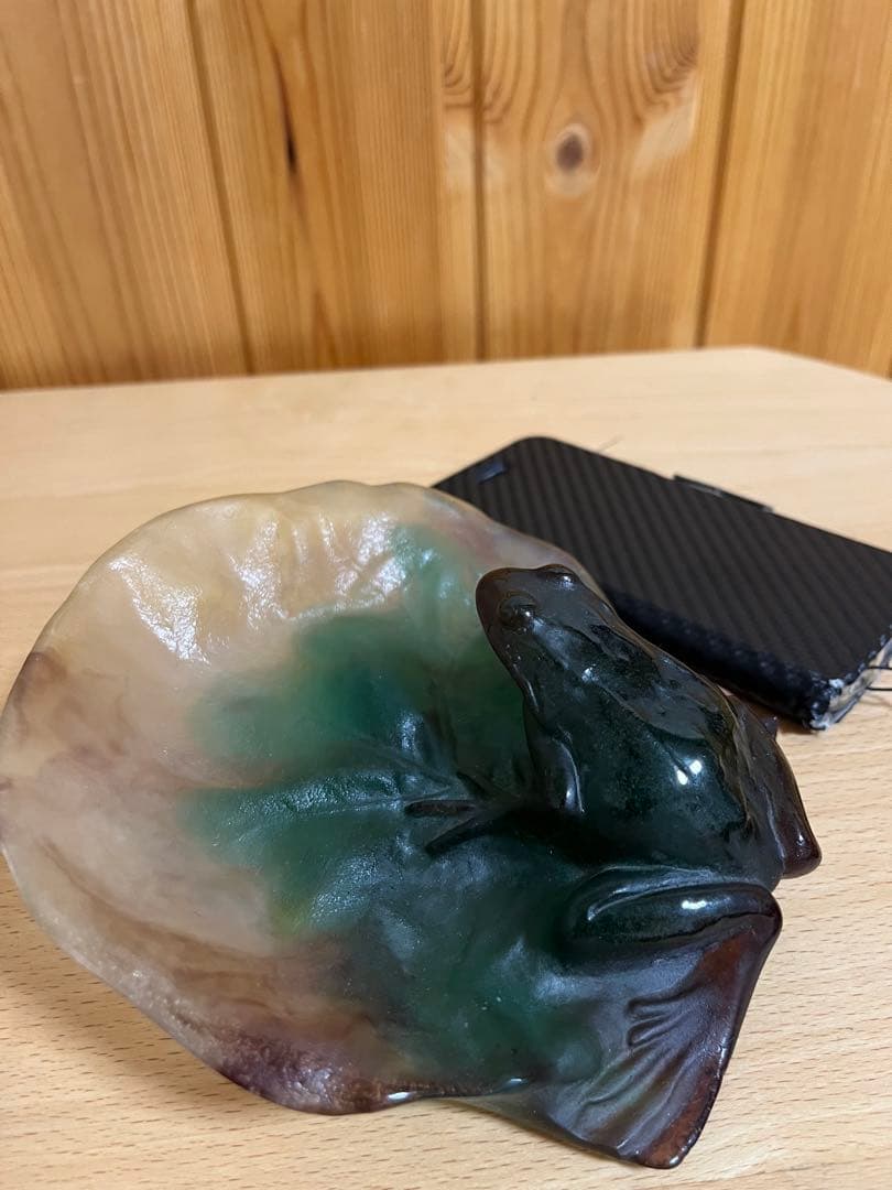 ドーム・ナンシー　ガラス　カエル