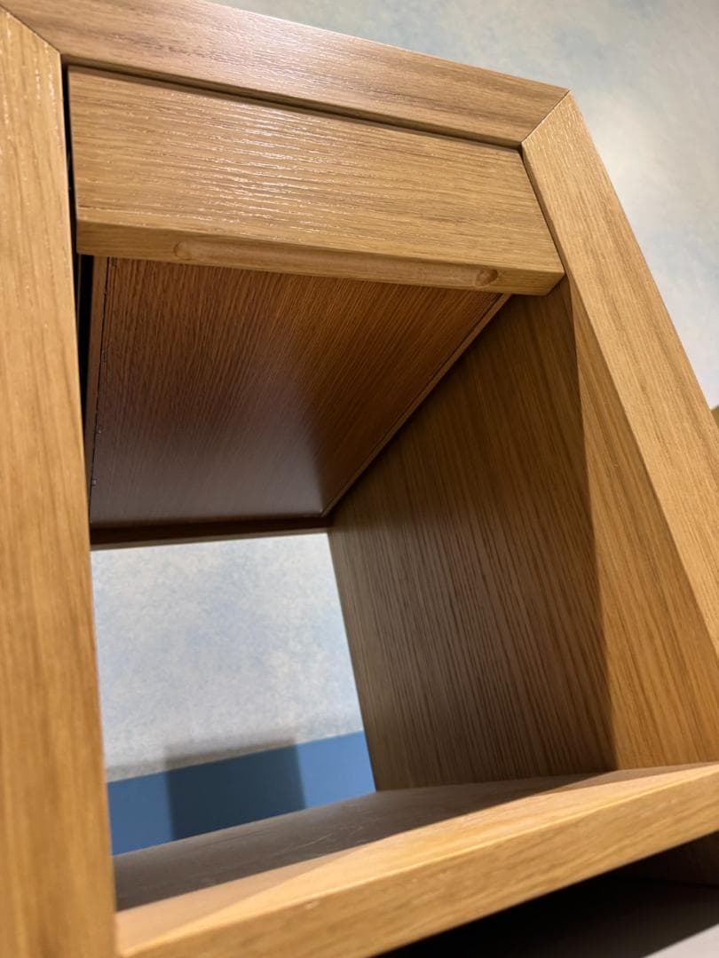 【美品】ナイトテーブル １　ＤＭ－ＧＦ００７（小）