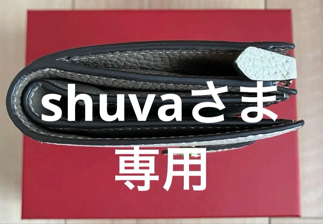 【美品】公式購入BONAVENTURA アイボリー 二つ折り財布