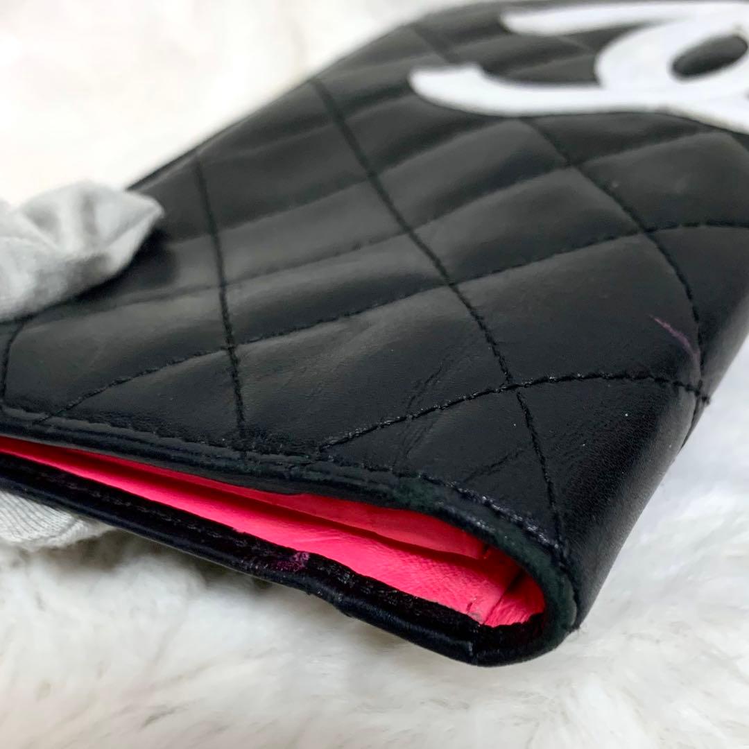 美品！カンボンラインCHANEL 二つ折り財布 黒　ピンク　マトラッセ