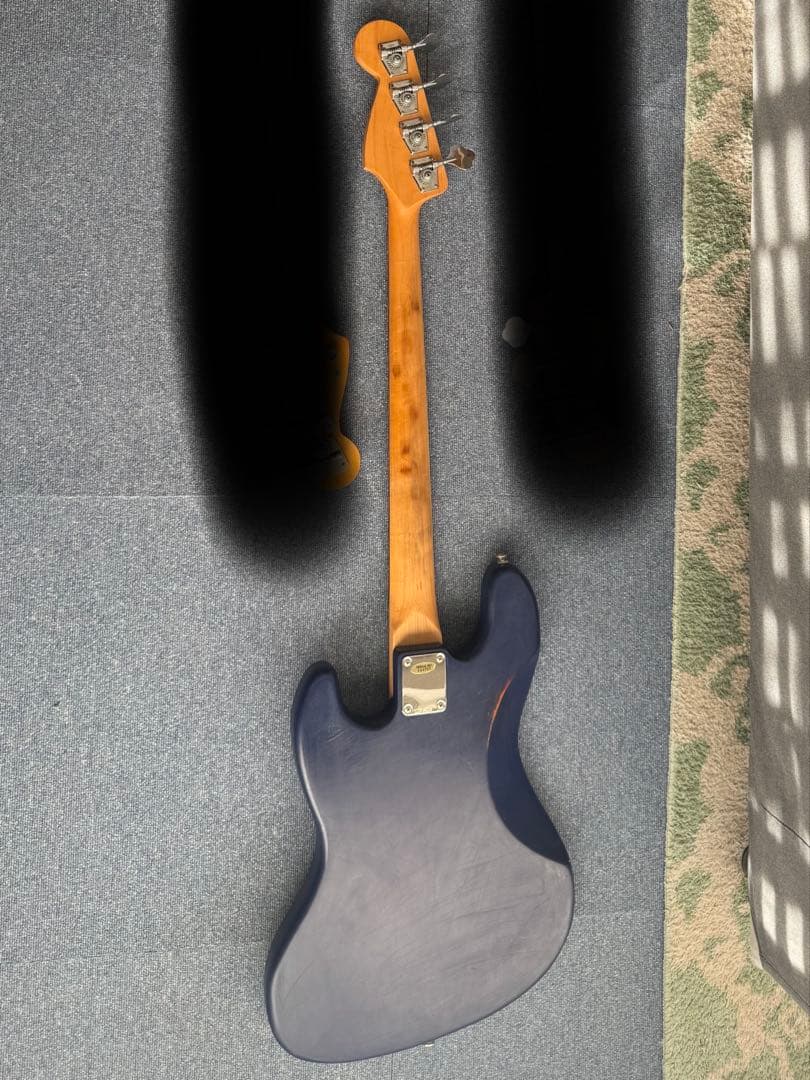 【ヴィンテージ風】ジャズベースタイプ スタックノブ