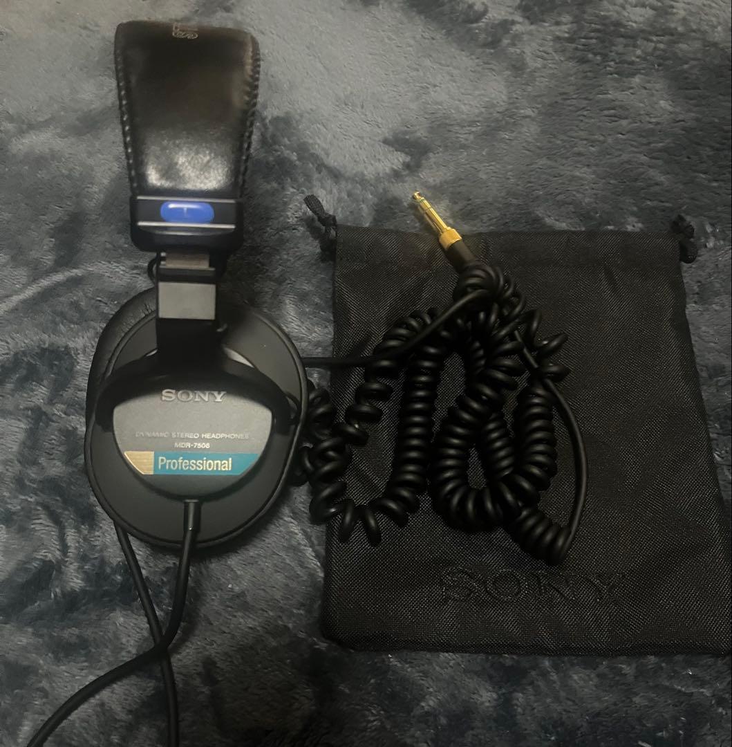 SONY ステレオヘッドホン MDR-7506