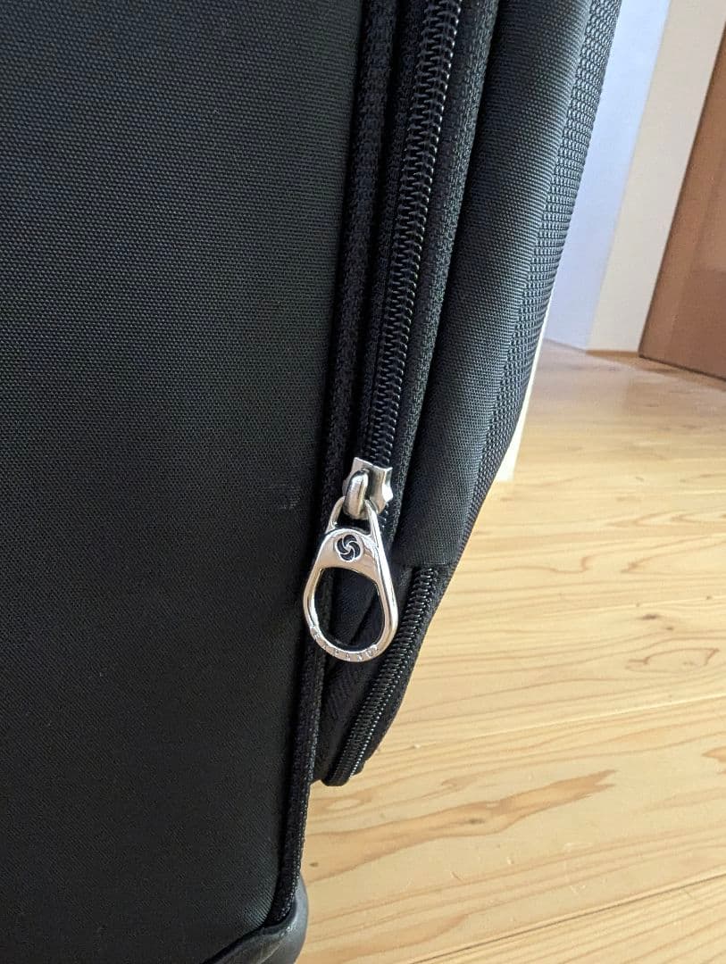 良品サムソナイト ビーライト 4 スピナー55 エキスパンダブル キャリーケース