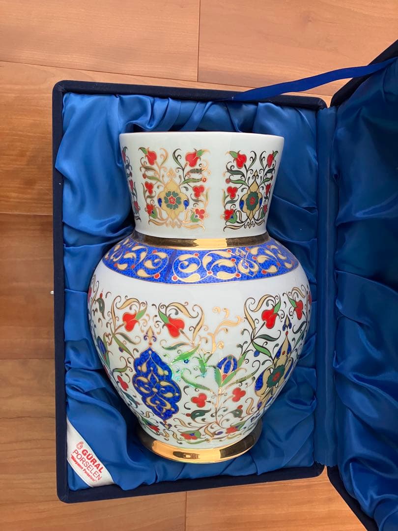 【未使用品】トルコ製 高級ハンドメイド花瓶 GÜRAL PORSELEN