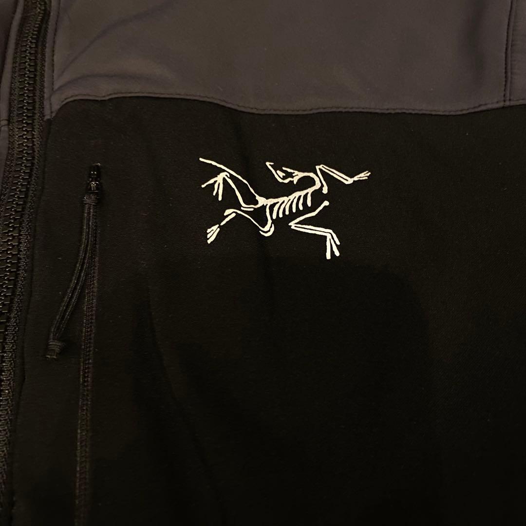 美品 Arc’teryx アークテリクス プロトンLTフーディ ダークグレー S