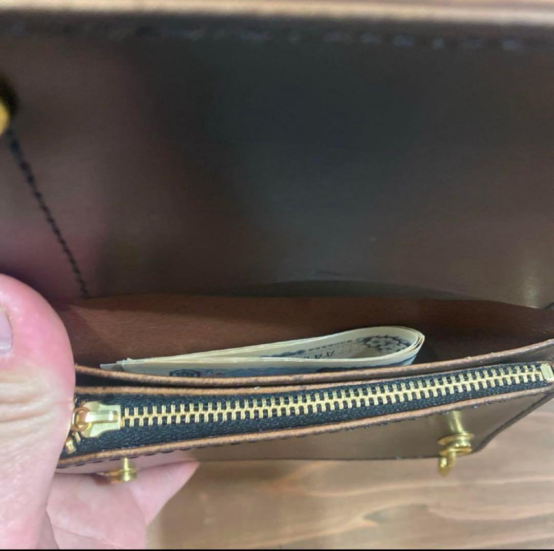 茶芯 ショートトラッカーウォレット 本革