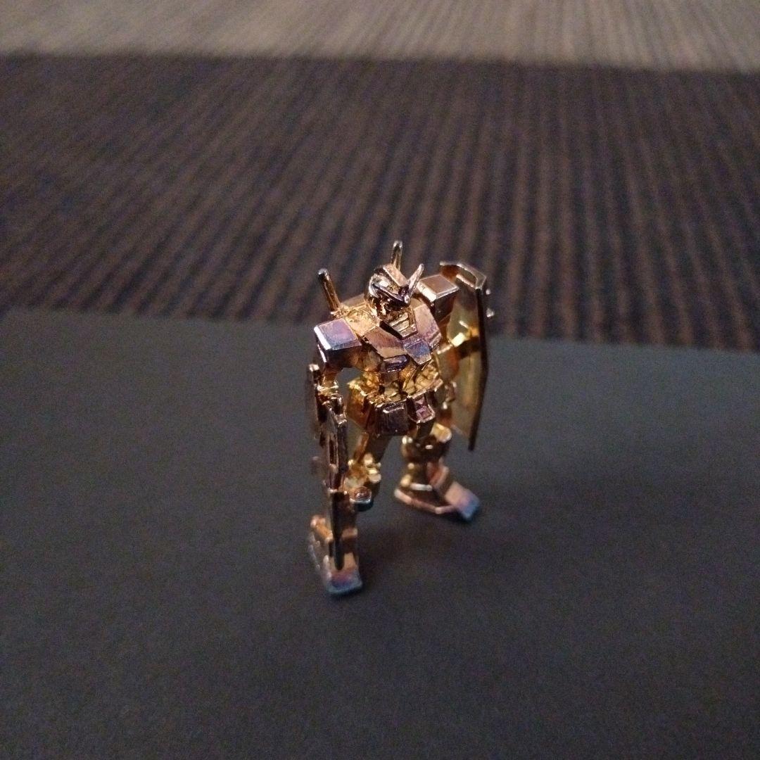 セブンイレブンフェア純金メッキガンダム