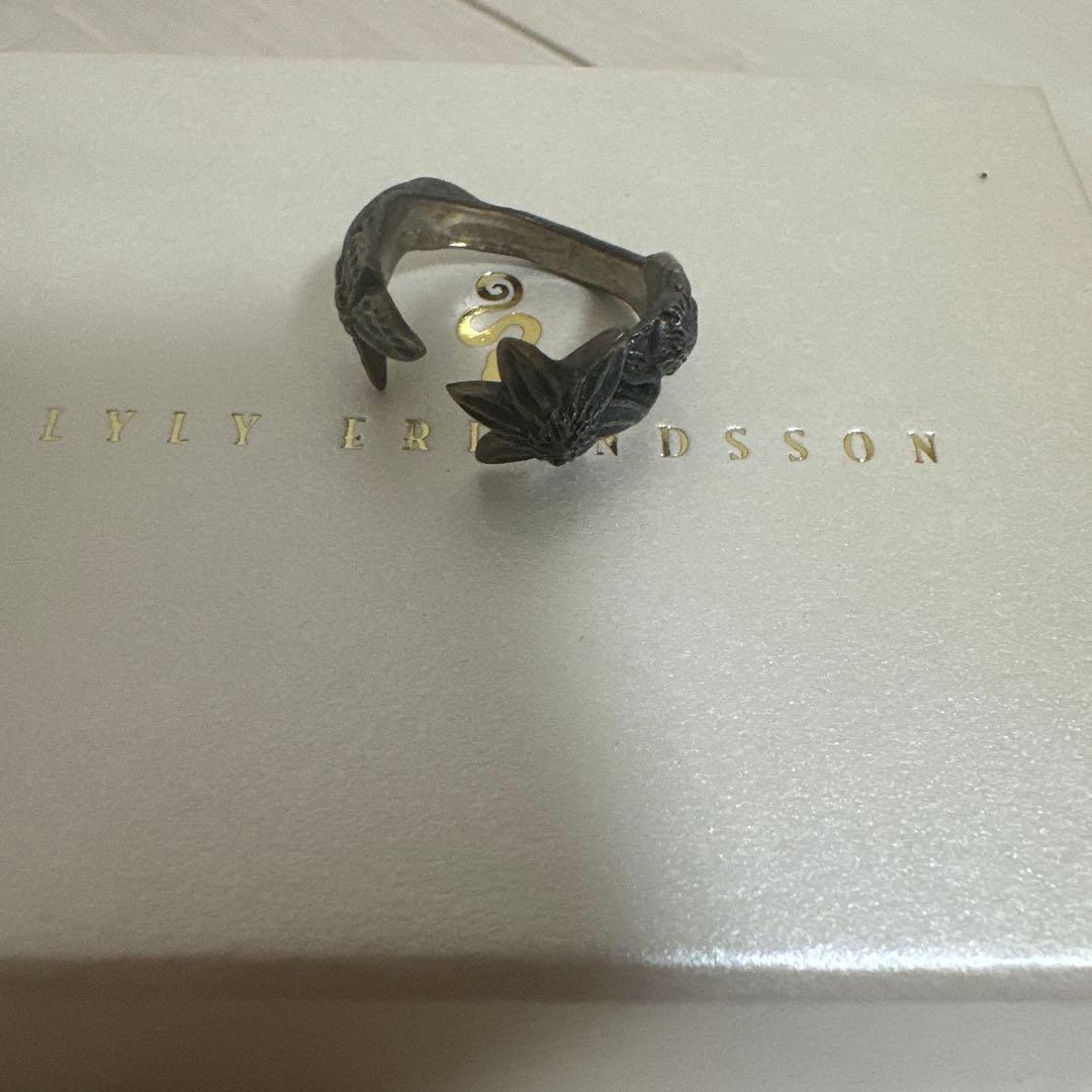 LYLY ERLANDSSON the SILENCE パピヨンリング シルバー