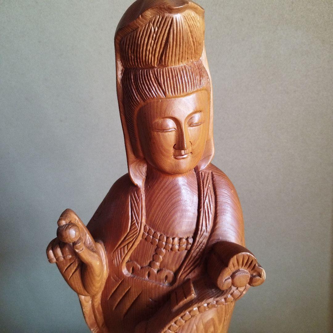 観音様　仏様　彫刻　縁起物　開運　東洋美術　観世音菩薩　木彫　約60ｃｍ