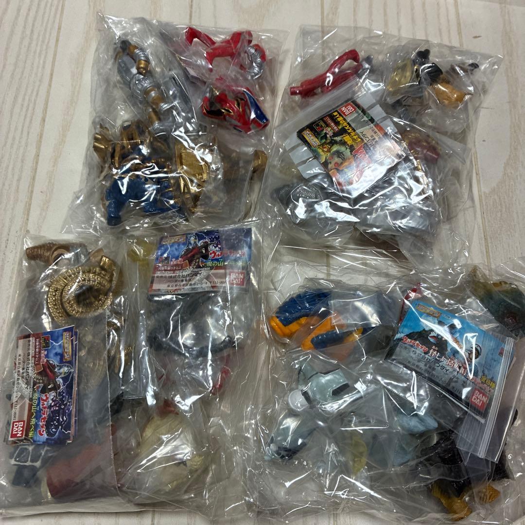 HGウルトラマン パート1〜24、26+ベスセレ1&2全コンプセット　ガシャポン