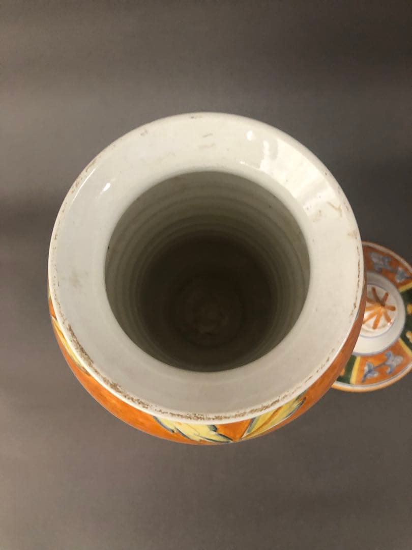 イタリア陶器　薬壺