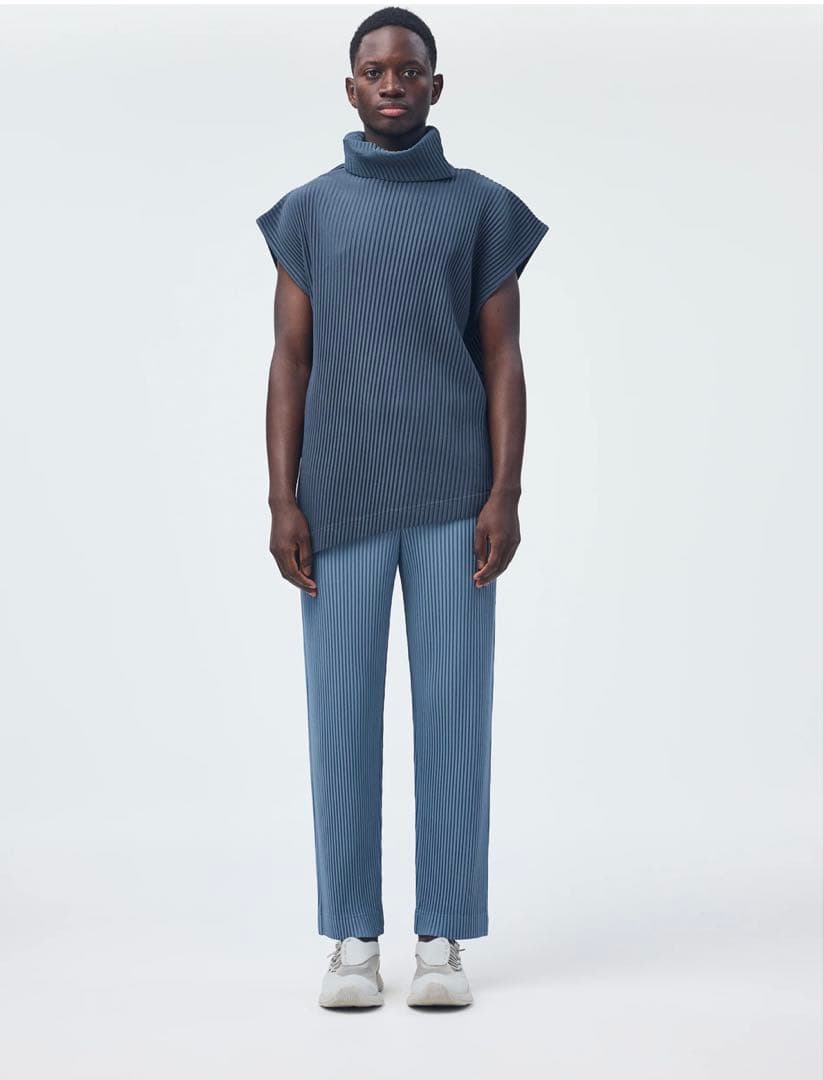 【HOMME PLISSÉ ISSEY MIYAKE】ANGULAR STONE