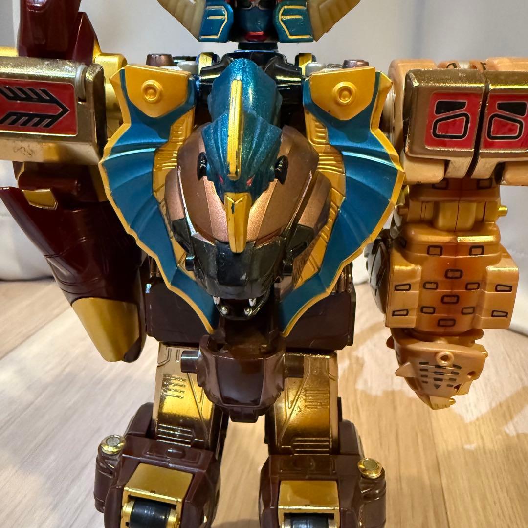 DX 超合金　百獣戦隊ガオレンジャー　ガオゴッド