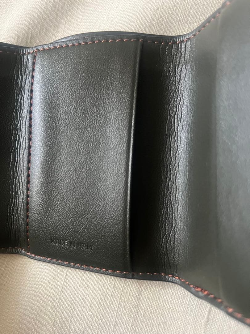 マルニ marni レザー製3つ折り財布 オリーブ グリーン ほぼ未使用 美品